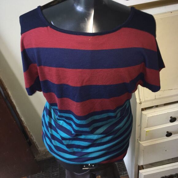 Papermoon for Stitchfix red blue and black striped M/L short sleeve blouse - Picture 2 of 3